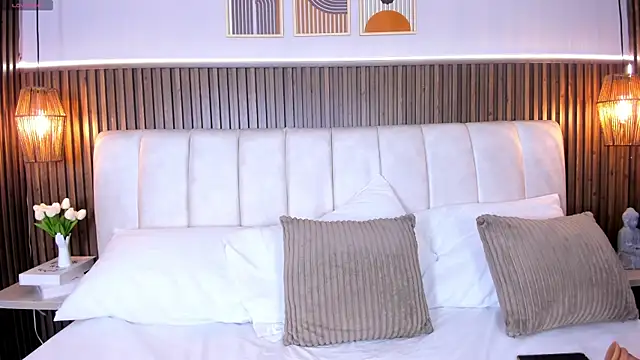 LisaLain: απευθείας συνομιλία ΧΧΧ