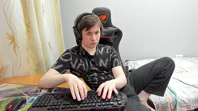 iliaskrislove – Kamerová šou