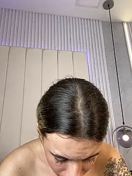 JuliaColemann's Live XXX Chat