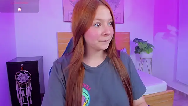 Chat +18 de kitty_sweeety_ ao vivo