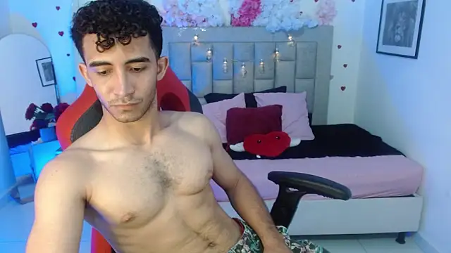 Živý XXX chat Caius_fox