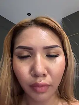 AlittleasiangirlのライブXXXチャット