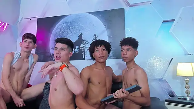 Spicy_guys Chat XXX in diretta