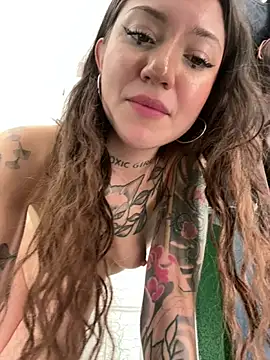 Chat XXX en directo de SaintSquirt