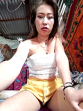 samy-blonde's Live XXX Chat