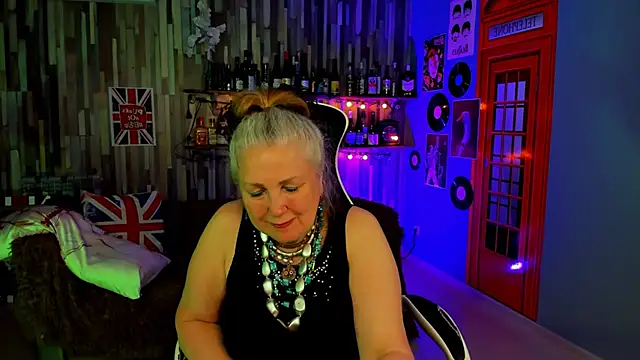 LilaMaharani Adlı Modelin Canlı XXX Sohbeti