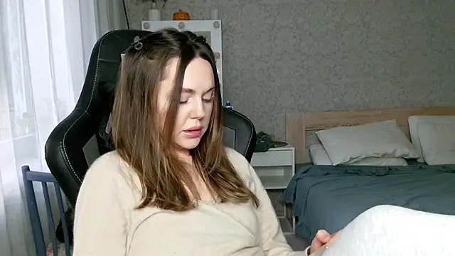 Chat +18 de Owly_NZ ao vivo