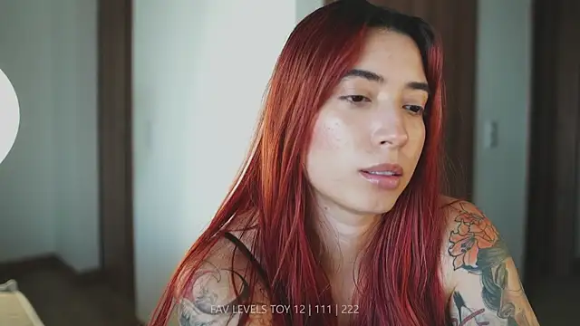 dearnina_ Adlı Modelin Canlı XXX Sohbeti