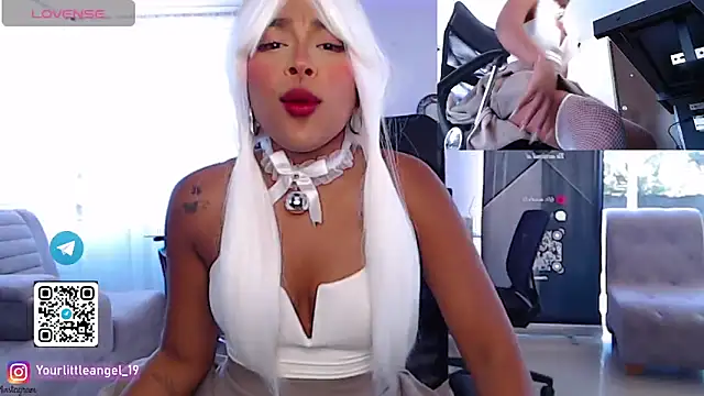 Mariangel_11 Adlı Modelin Canlı XXX Sohbeti