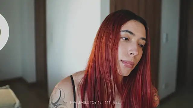 dearnina_'s Live XXX Chat