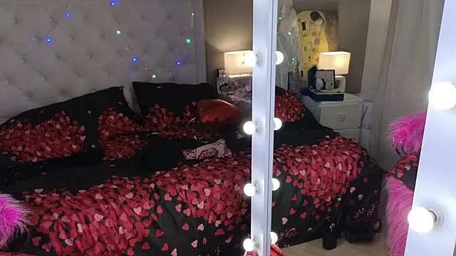 RoxalanaStar élő XXX-chatje