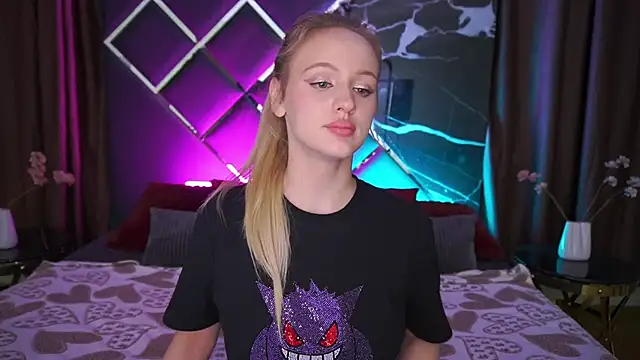 LylaYeess Chat XXX in diretta