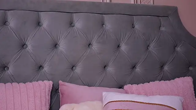 LucyAddison Adlı Modelin Web Kamerası Şovu