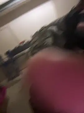 willie896 Show in webcam