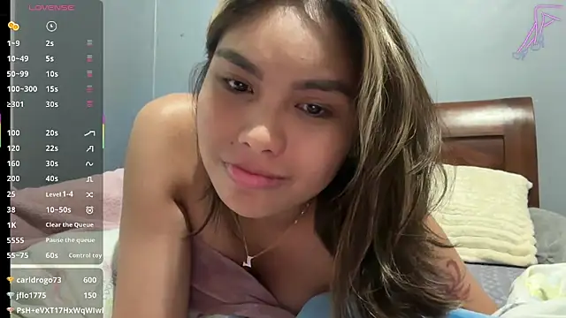 Alaia_River – webcam-show