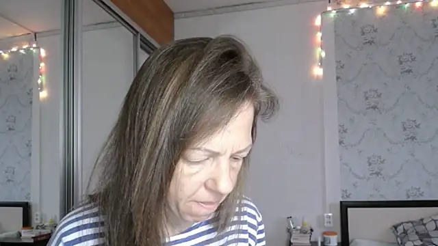 Popppka 现场XXX聊天