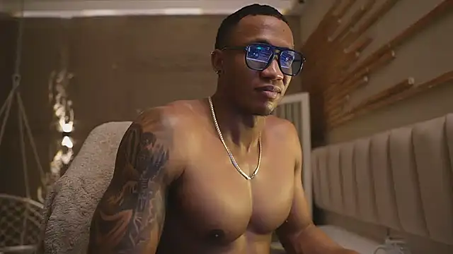 Chatroom XXX en direct de Logan_Varela