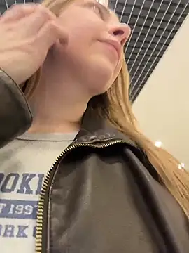 دردشة Sunny___Bunny الجنسية المباشرة