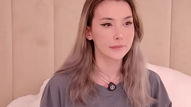 Nesolla: απευθείας συνομιλία ΧΧΧ