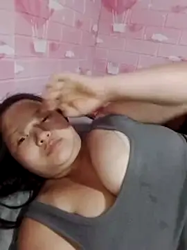 girl-babi Adlı Modelin Canlı XXX Sohbeti