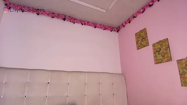 دردشة lilyth_bloom الجنسية المباشرة