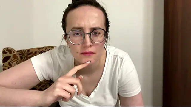 دردشة SofiaTease الجنسية المباشرة