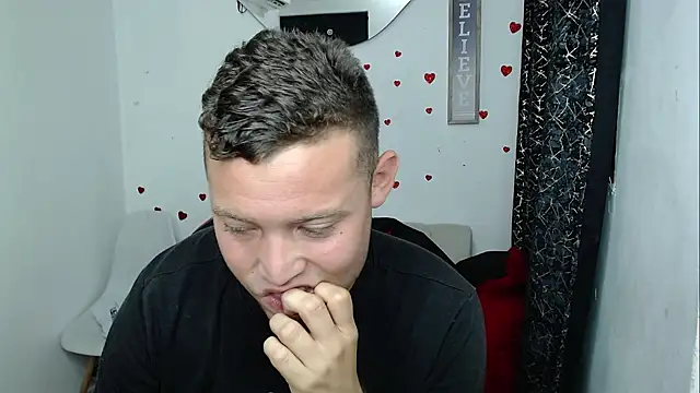 sven_fox723 网络视讯表演