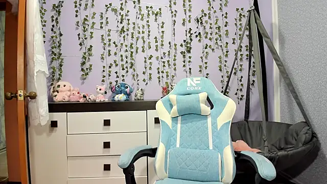 Yoonhee_ki's Live XXX Chat