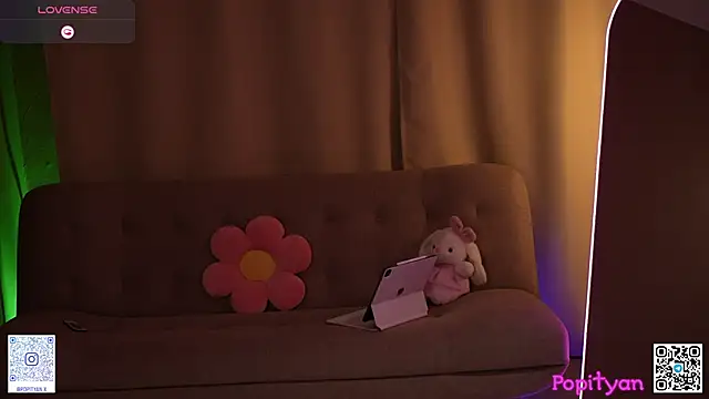 popityan1's Live XXX Chat