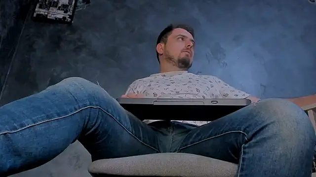 Master_Mark_Wayne – Naživo XXX chat