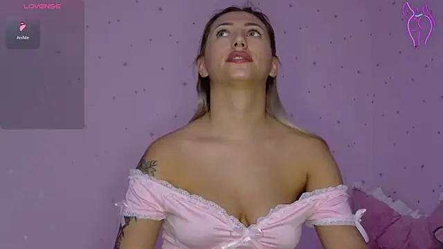 DeeaFUN25 – Naživo XXX chat