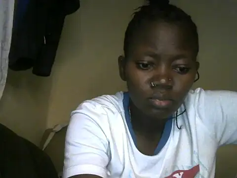 _Cheeky_booty_ Adlı Modelin Canlı XXX Sohbeti