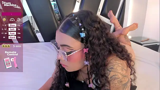 antonelllepiercee Obrolan Langsung XXX