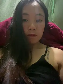 Helen-xx Adlı Modelin Canlı XXX Sohbeti