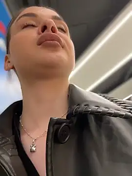 XXX chat uživo modela KristiRich