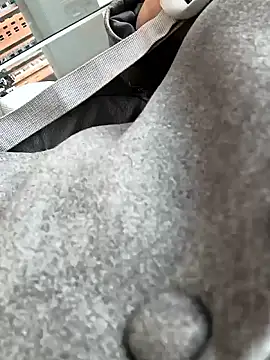 Cherry_1992 Adlı Modelin Canlı XXX Sohbeti