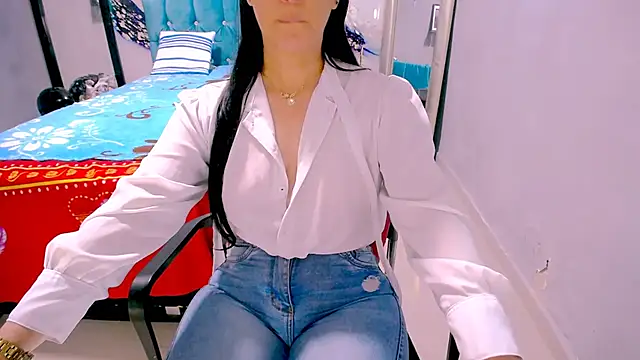 แชท XXX สดของ BitterMomXxx