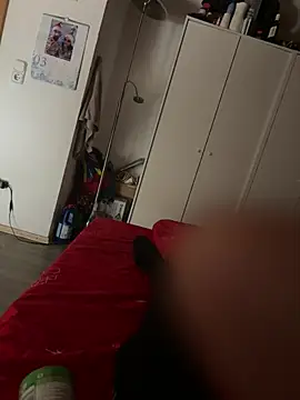 daubine46 Live XXX Chat