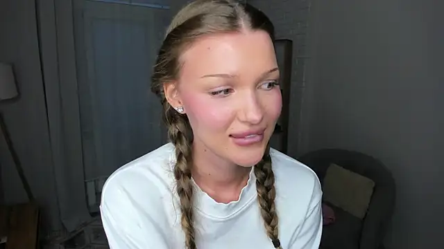 UuGrechn Live XXX chat