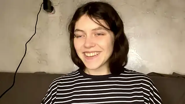 ClarencePoggio's Live XXX Chat