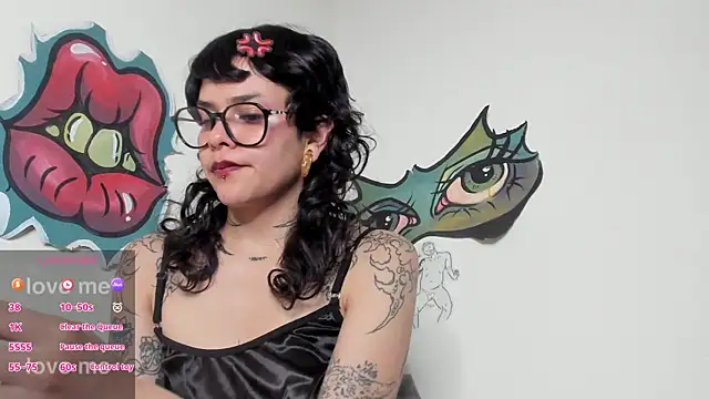 trinitty Live XXX Chat