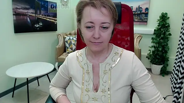 MONA_Wのウェブカメラショー