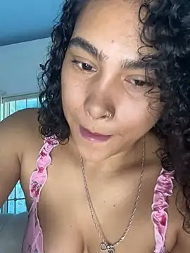 دردشة SophieD الجنسية المباشرة