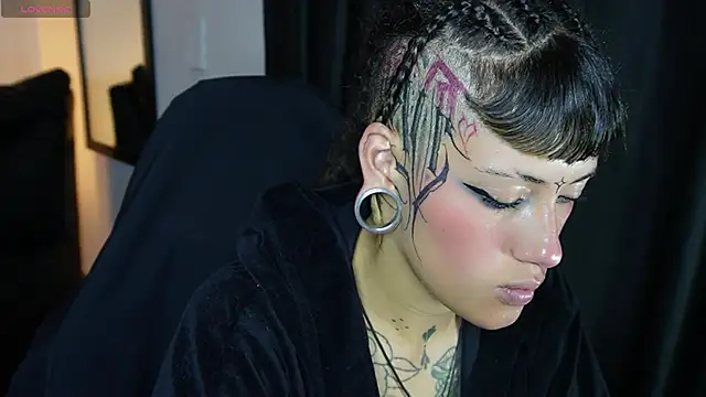 _sharlotte777 élő XXX-chatje