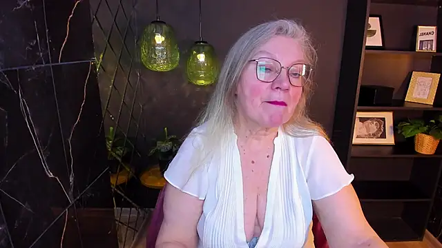 NataliMellow's Live XXX Chat