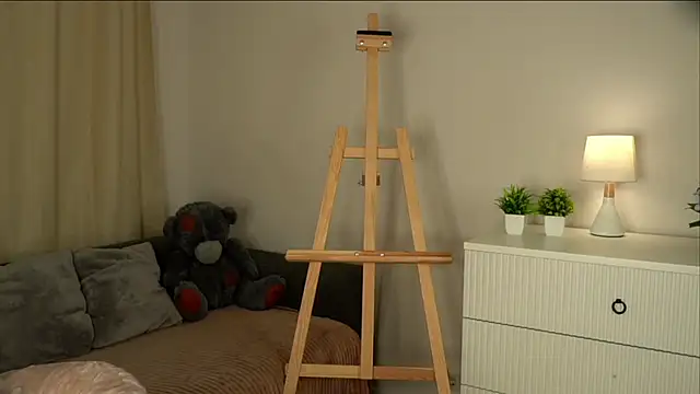 NelleMihalko Adlı Modelin Canlı XXX Sohbeti