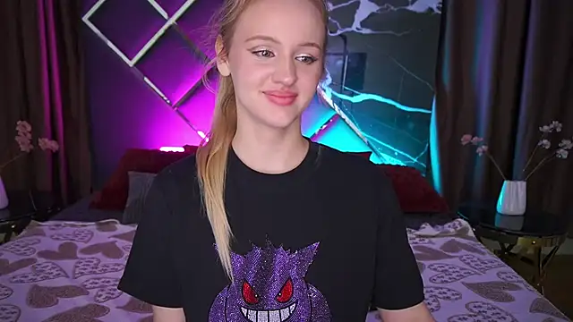 LylaYeess: онлайн-секс-чат