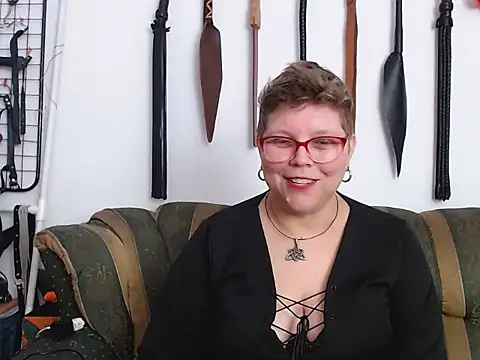 Leah_R's Live XXX Chat