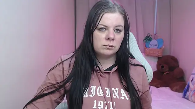 Chatroom XXX en direct de BritneyRaine