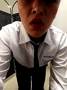 Chat XXX en directo de MAYE__13